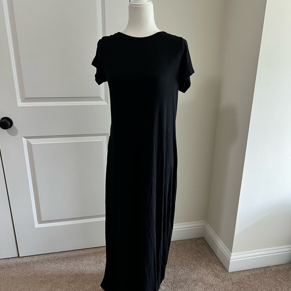 Benjamin Jay Strappy Knot Back Casual Gown - Picture 5 of 14